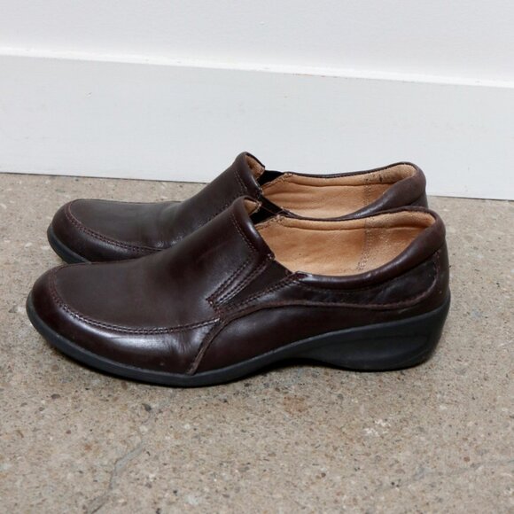 Vintage NATURALIZER Dark Brown Leather Loafers, Women's Size 8, Minimalist style - Picture 4 of 7